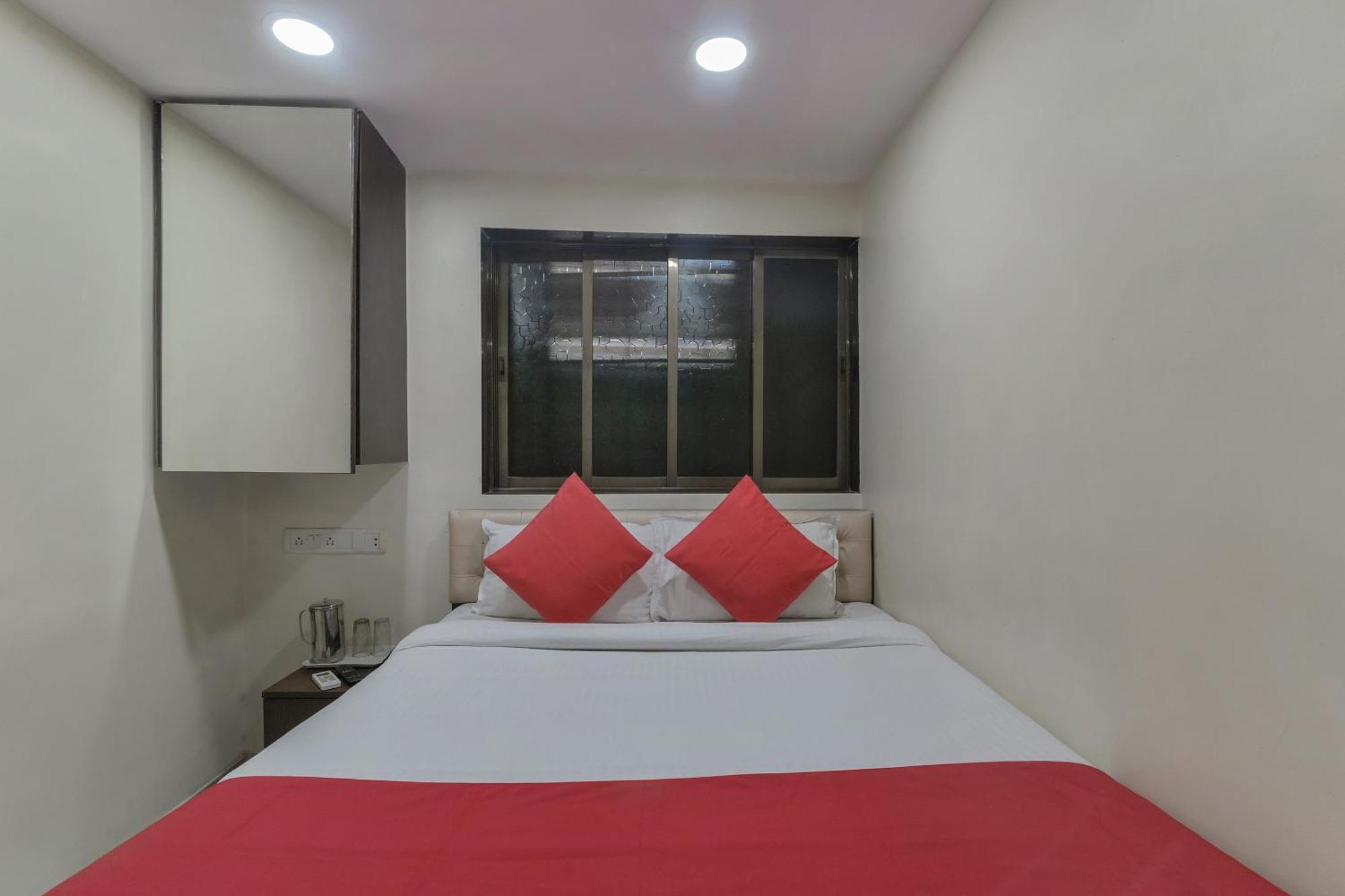 Hotel O Ak Palace Near Chhatrapati Shivaji International Airport Mumbai Exterior photo